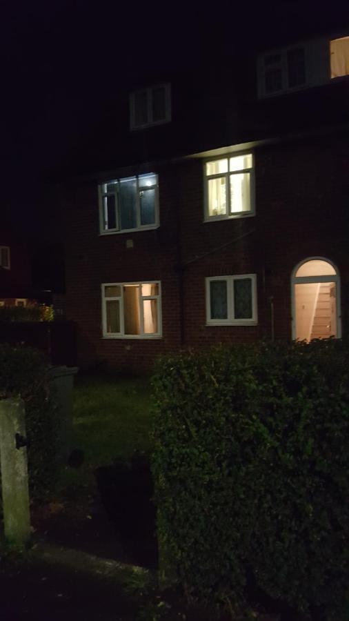 Splendid 4Bedrooms Shared Home Manchester Exterior photo